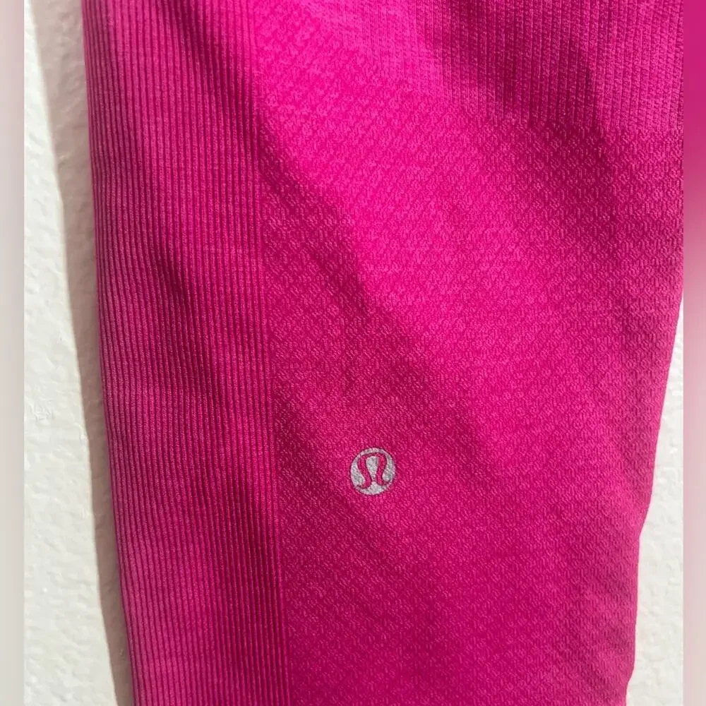 Lululemon Seamlessly Street Crop Legging Size 8